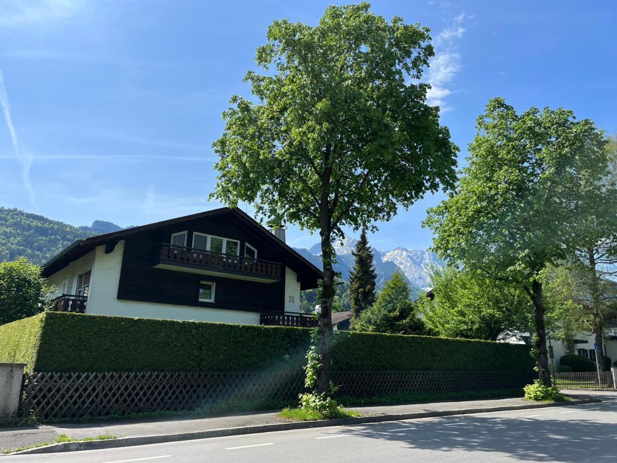 Doppelhaushaelfte Zugspitzblick Mit Privatem Garten Garmisch-Partenkirchen járás Kültér fotó